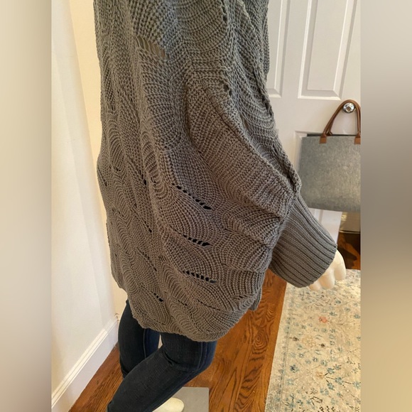 Fun and Flowy Dolman sleeve, off Shoulder Sweater - Picture 4 of 6